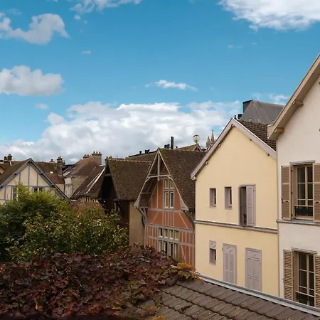 Apartment Spacieux Appart Coeur De Ville-cathedrale A 100m *